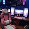 Avatar of patricklovesindomie