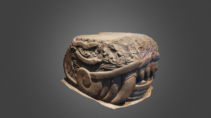 Cabeza de serpiente emplumada 3D Model