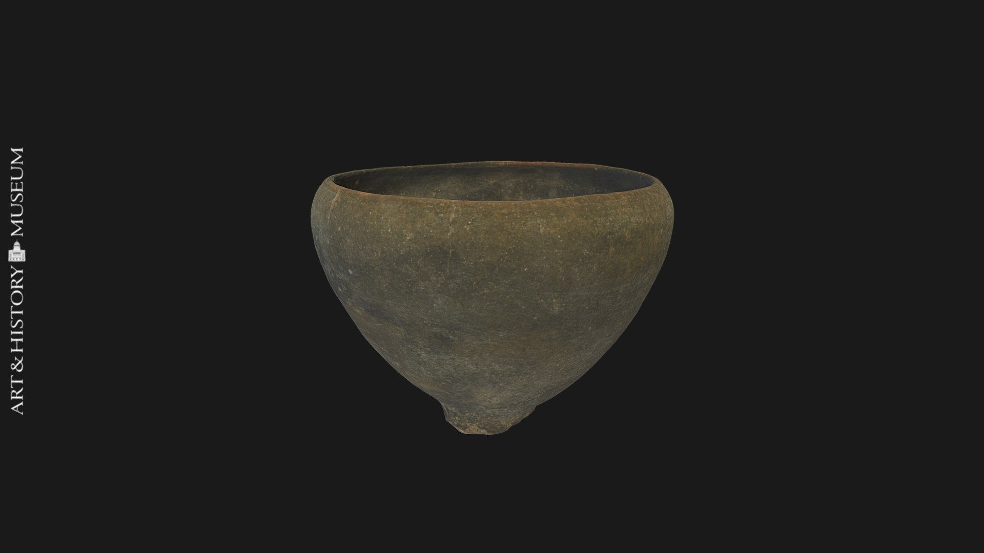 Bowl on foot - PG.2000.1499