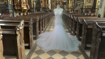 OUI Gown clean 3D Model