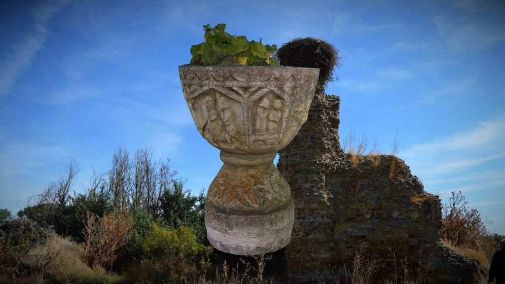 Holy water font - Abbey of Benevívere