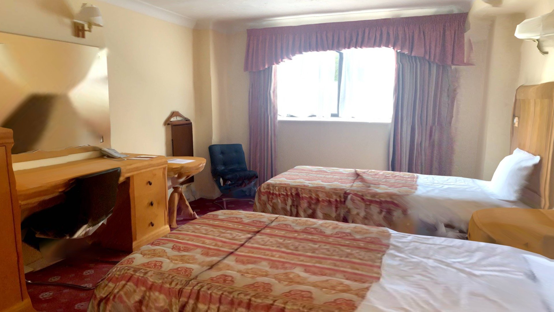 INT. SOPHIE’S ROOM