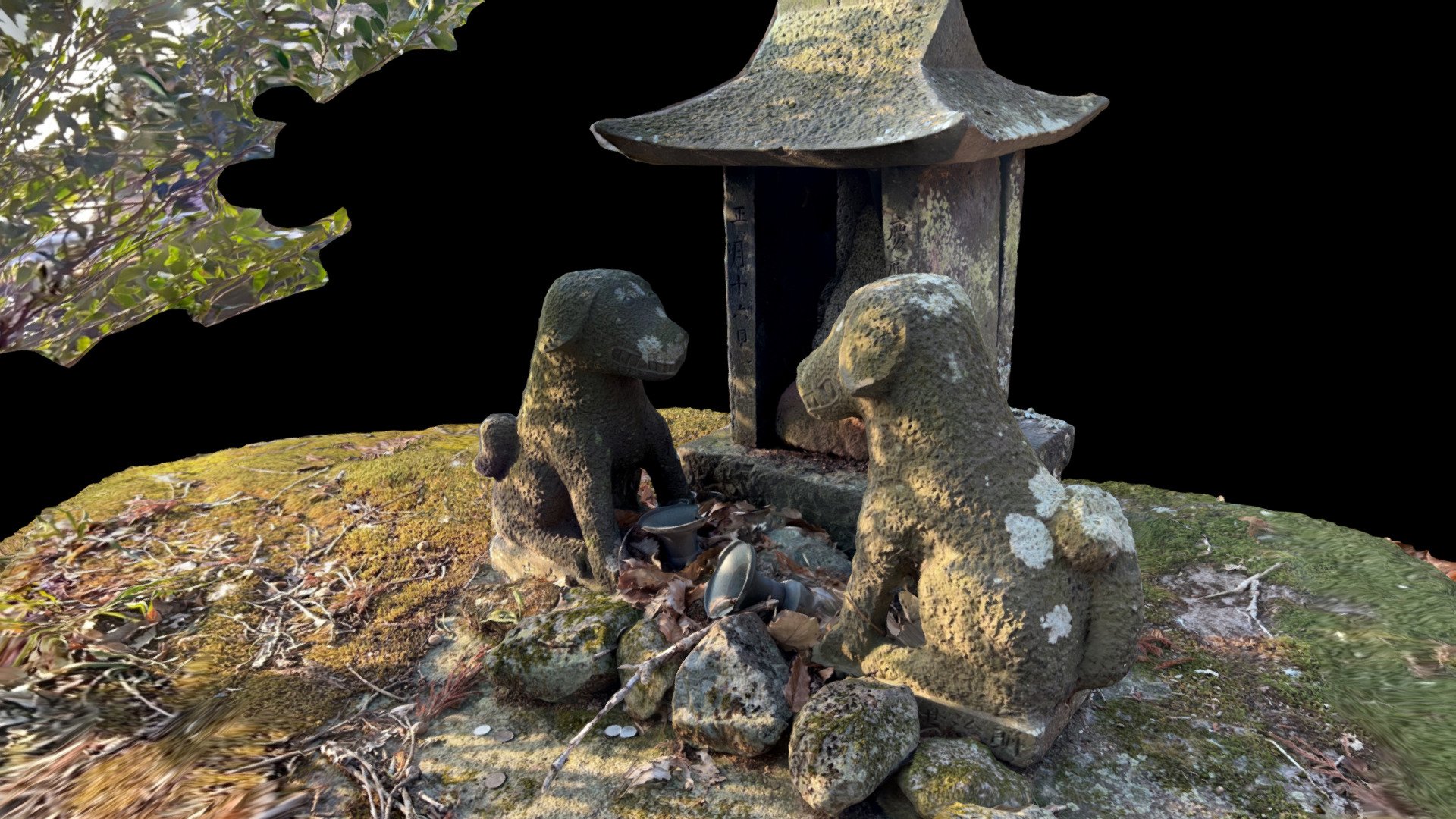 菊鹿町上永野にある石祠と狛犬