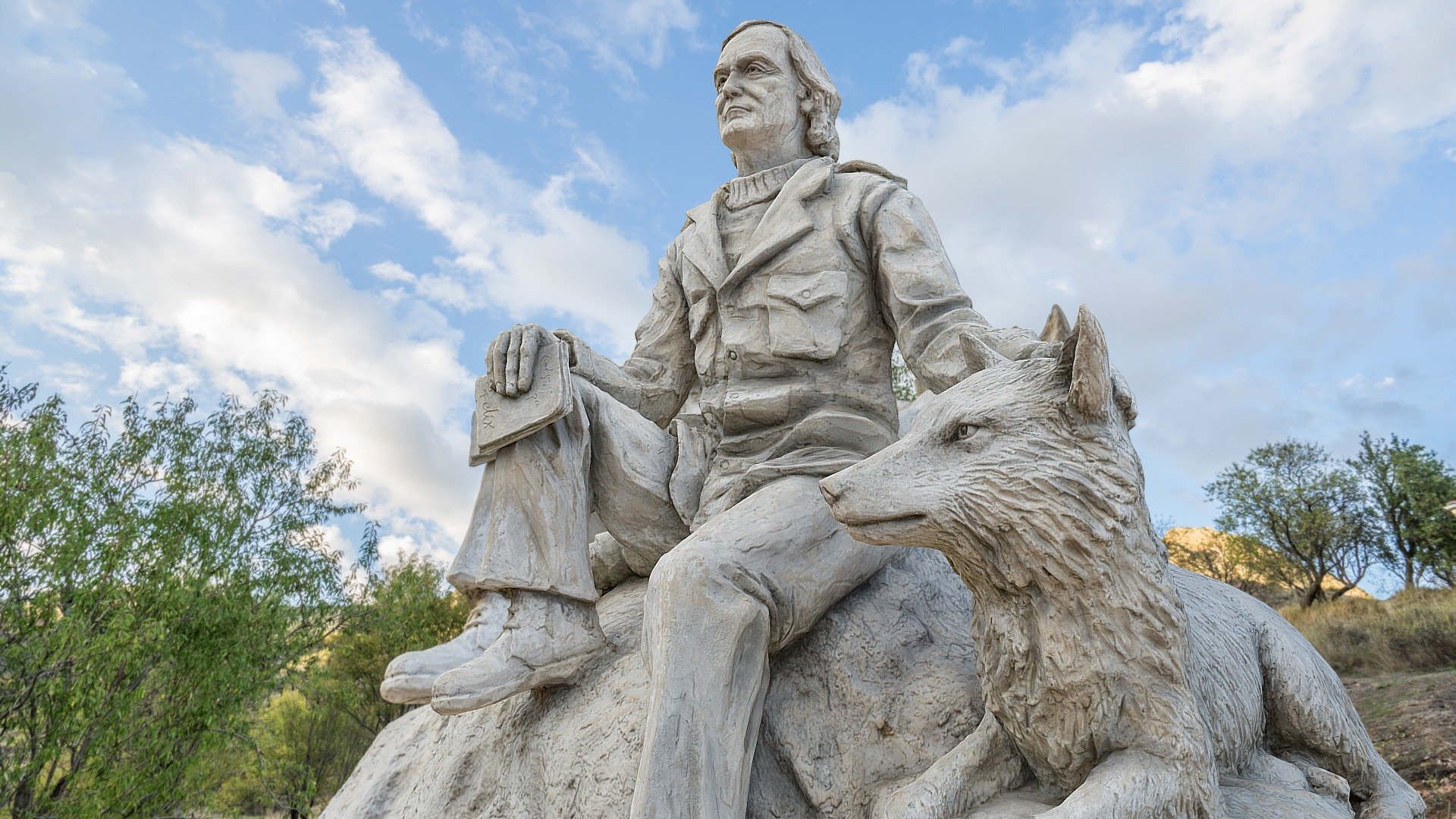 Monumento a Félix Rodríguez de la Fuente