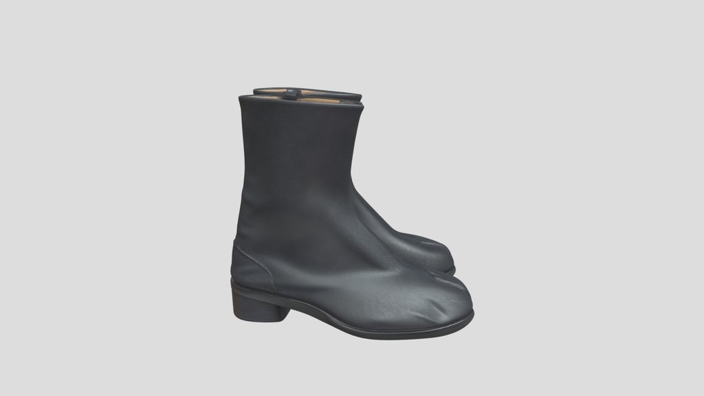 Object N°03 — Maison Margiela Tabi