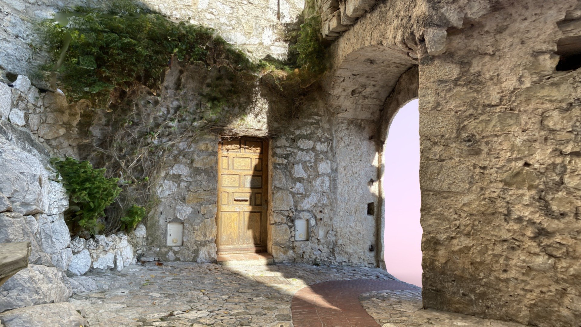 Èze - Door and Arch
