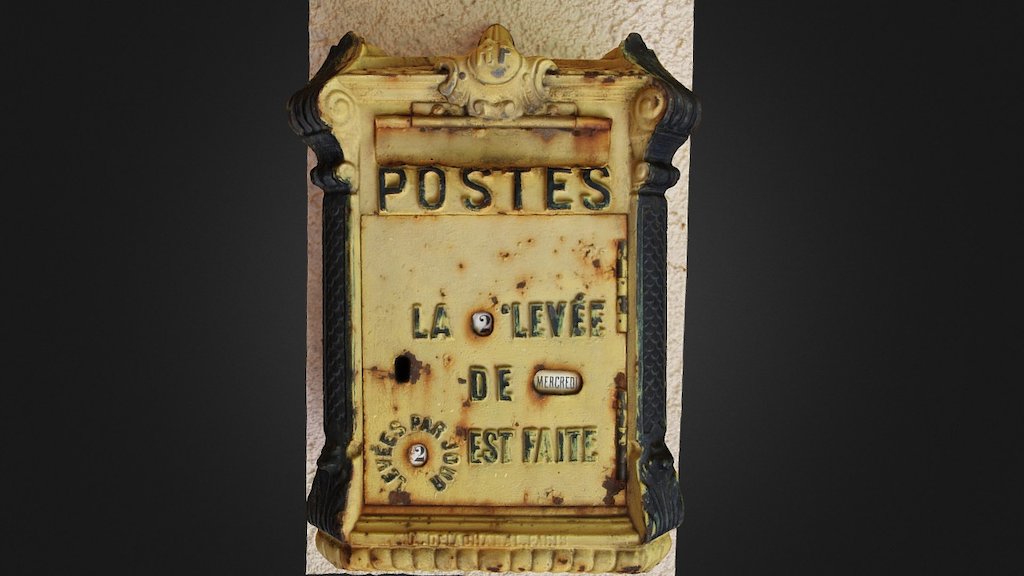 Boîte aux lettres ancienne