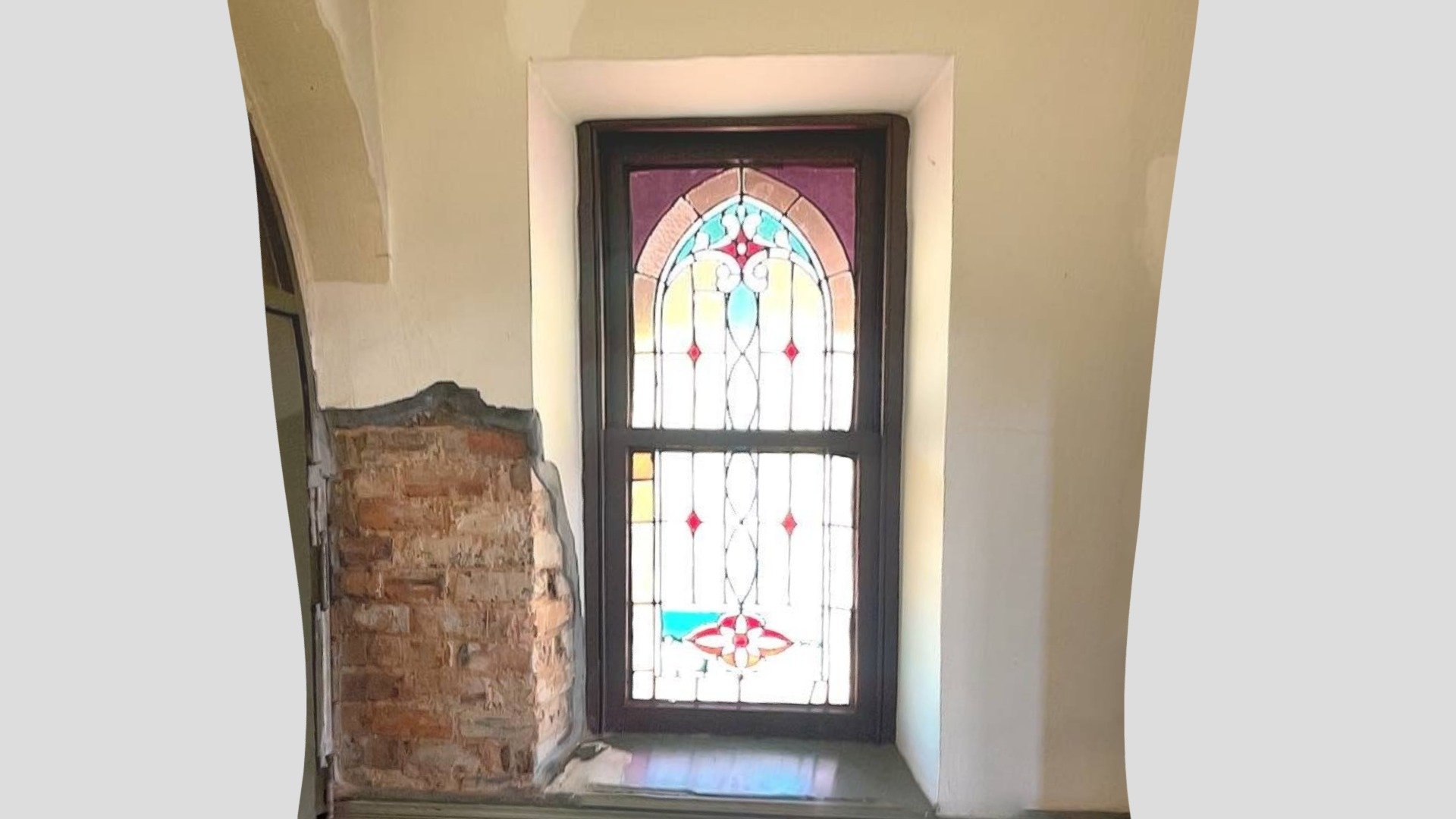 La Cava Window