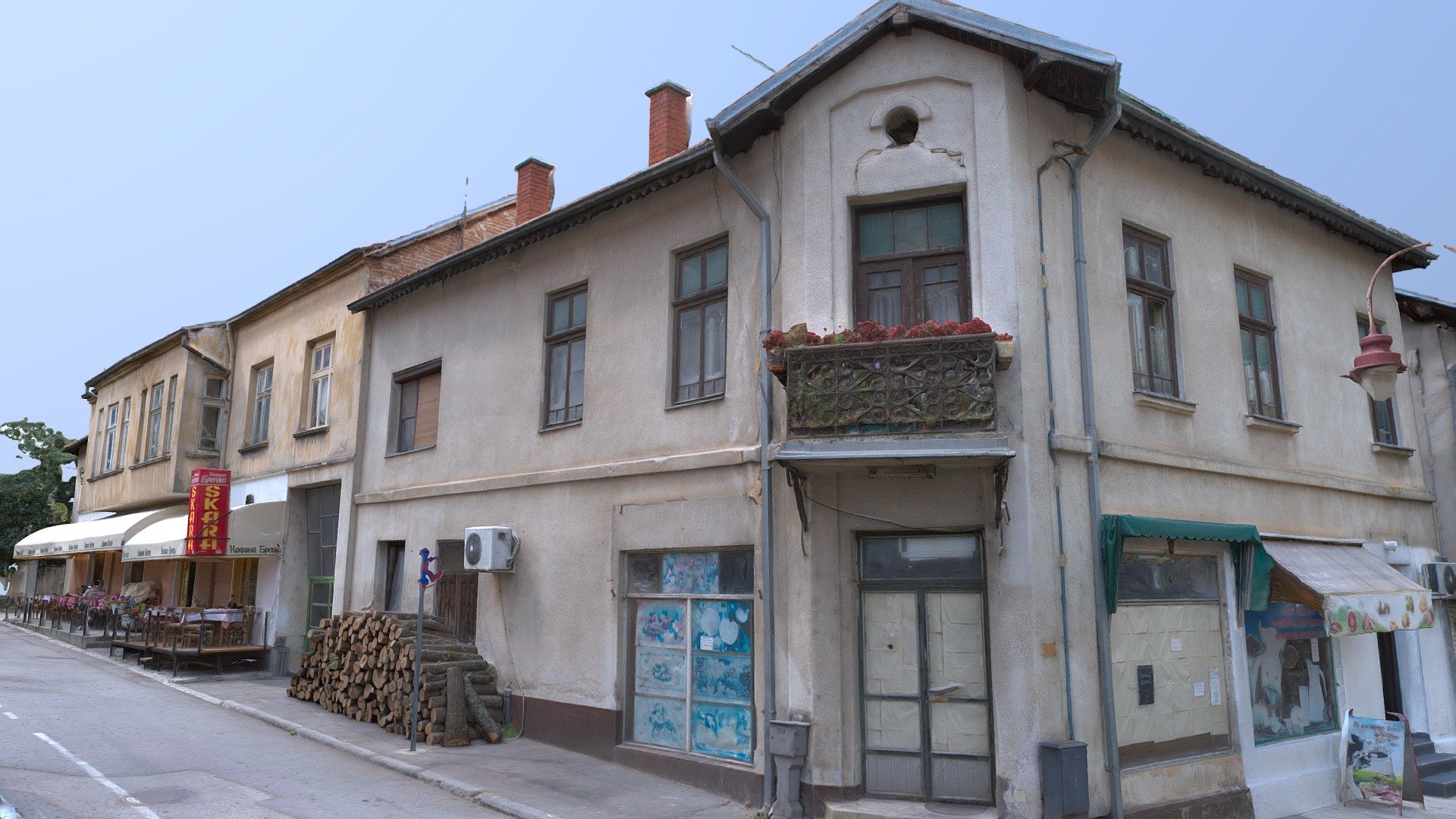 угао Балканске и Београдске улице, Димитровград