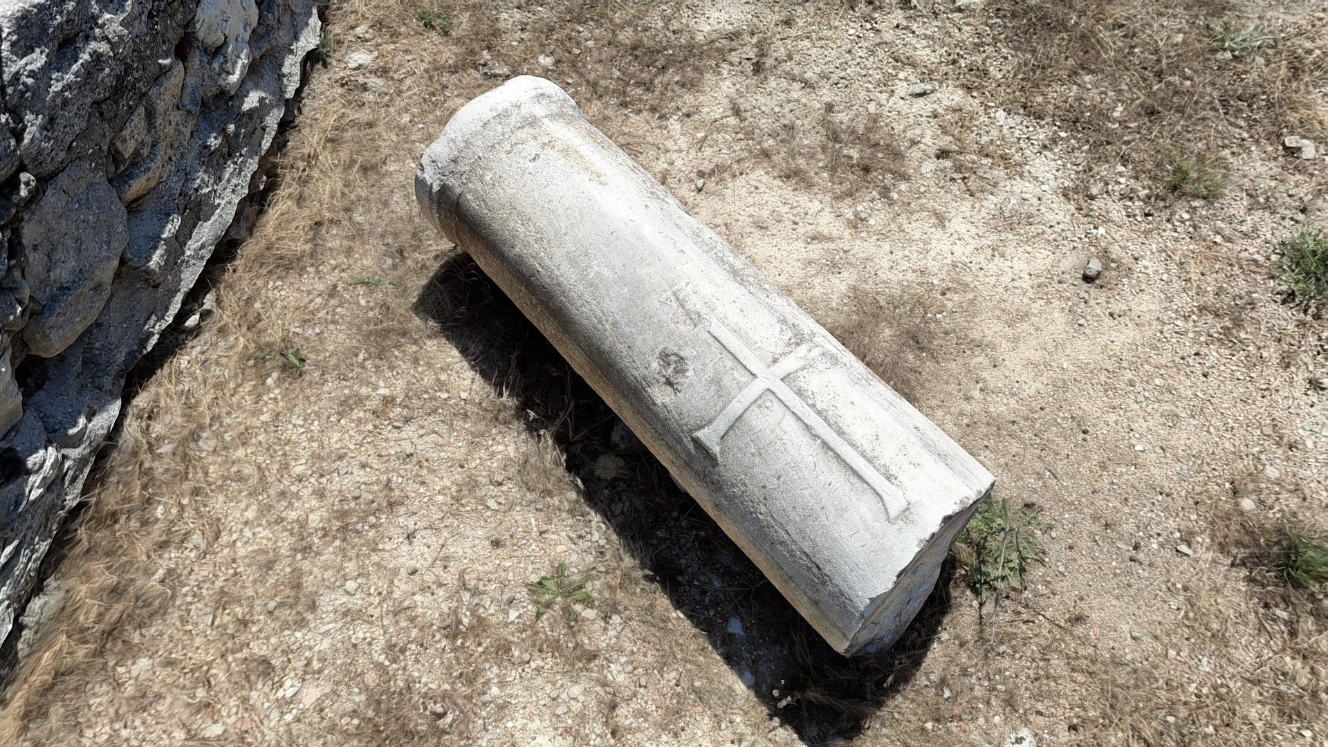Ancient fallen column Scan - 3D model by mafiyozi.gang [3793b52 ...
