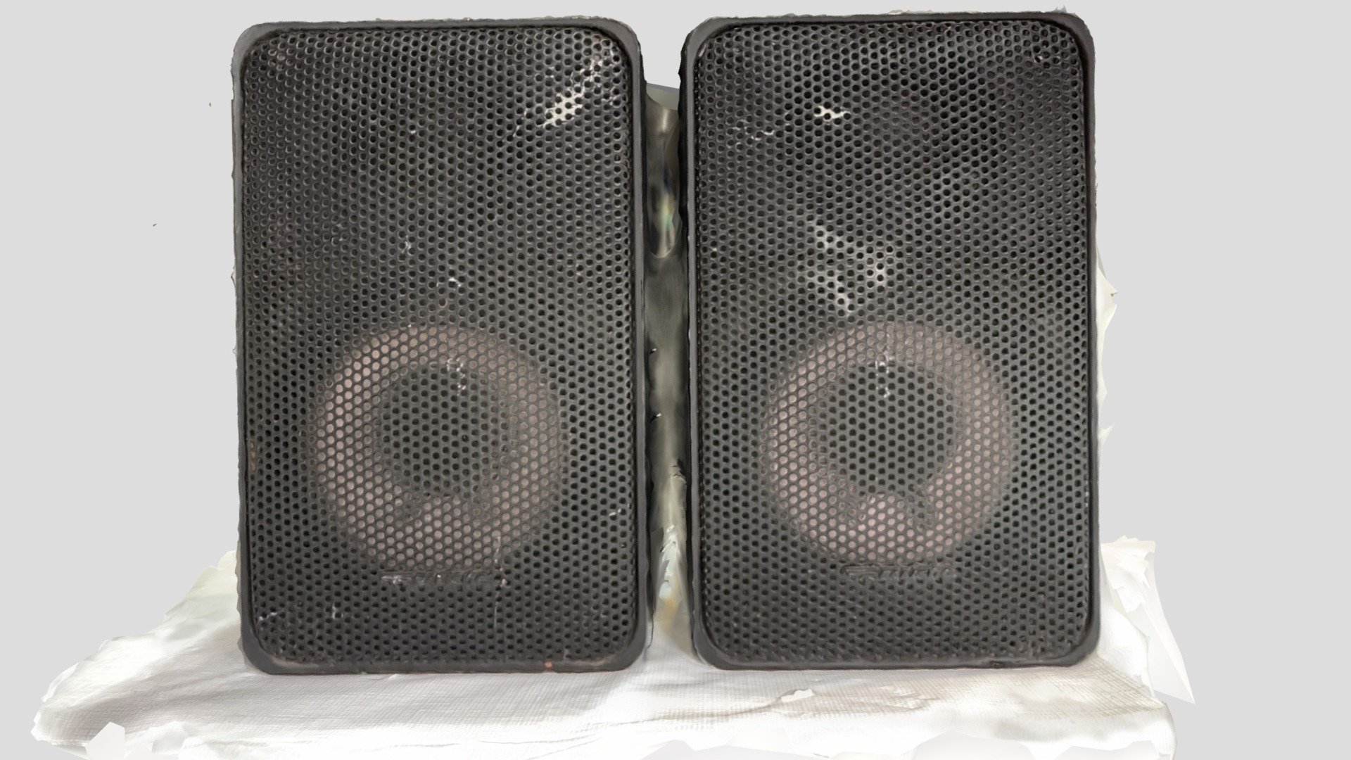 Classics small realistic speakers
