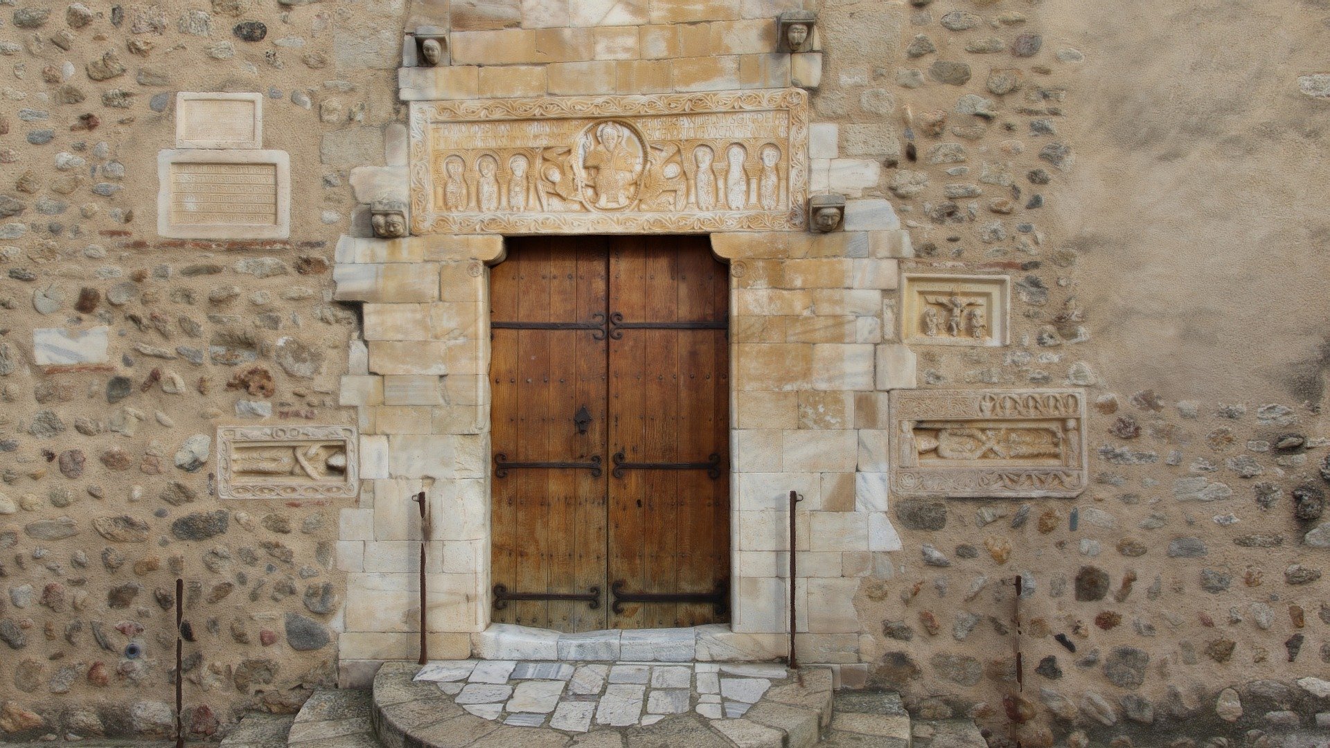 Eglise IXe siècle, St Génis des Fontaines (66)