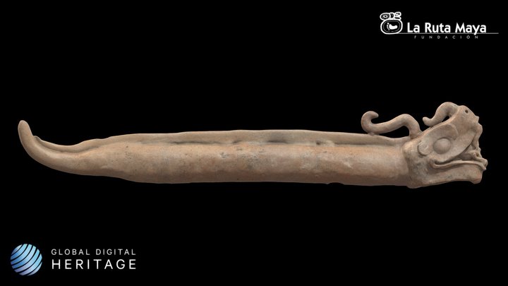 Zoomorphic flute with the shape of a serpent