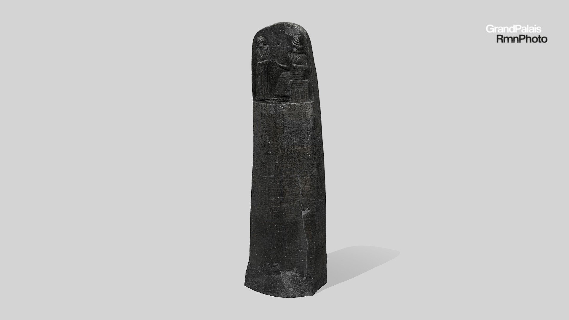Stèle du Code de lois de Hammurabi — Sketchfab embed 3D viewer