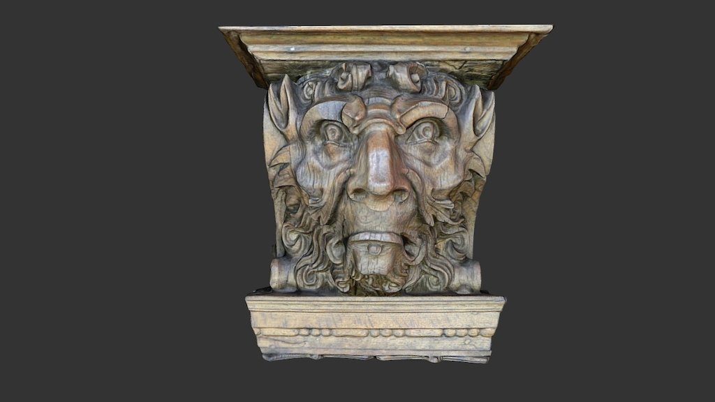 Wooden head from above a fireplace (4)