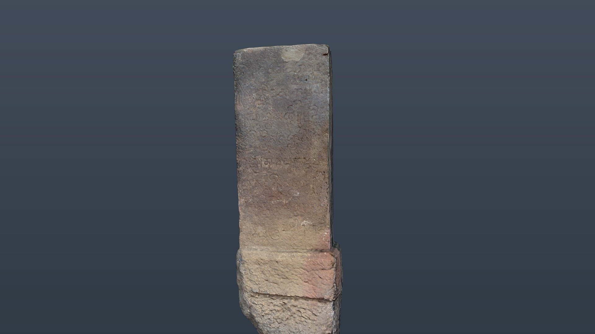 K1430 stele entiere