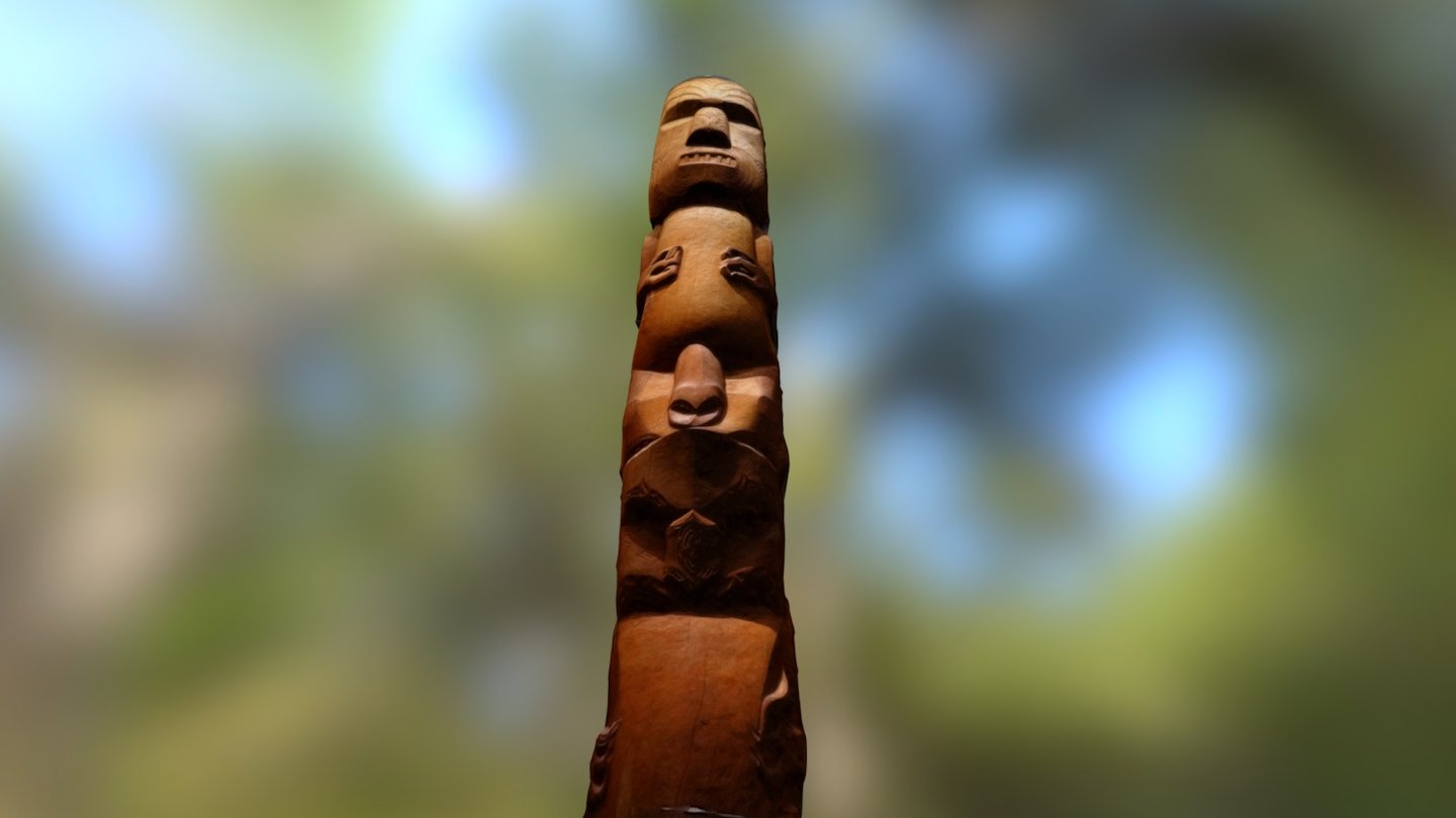 Maori Statue