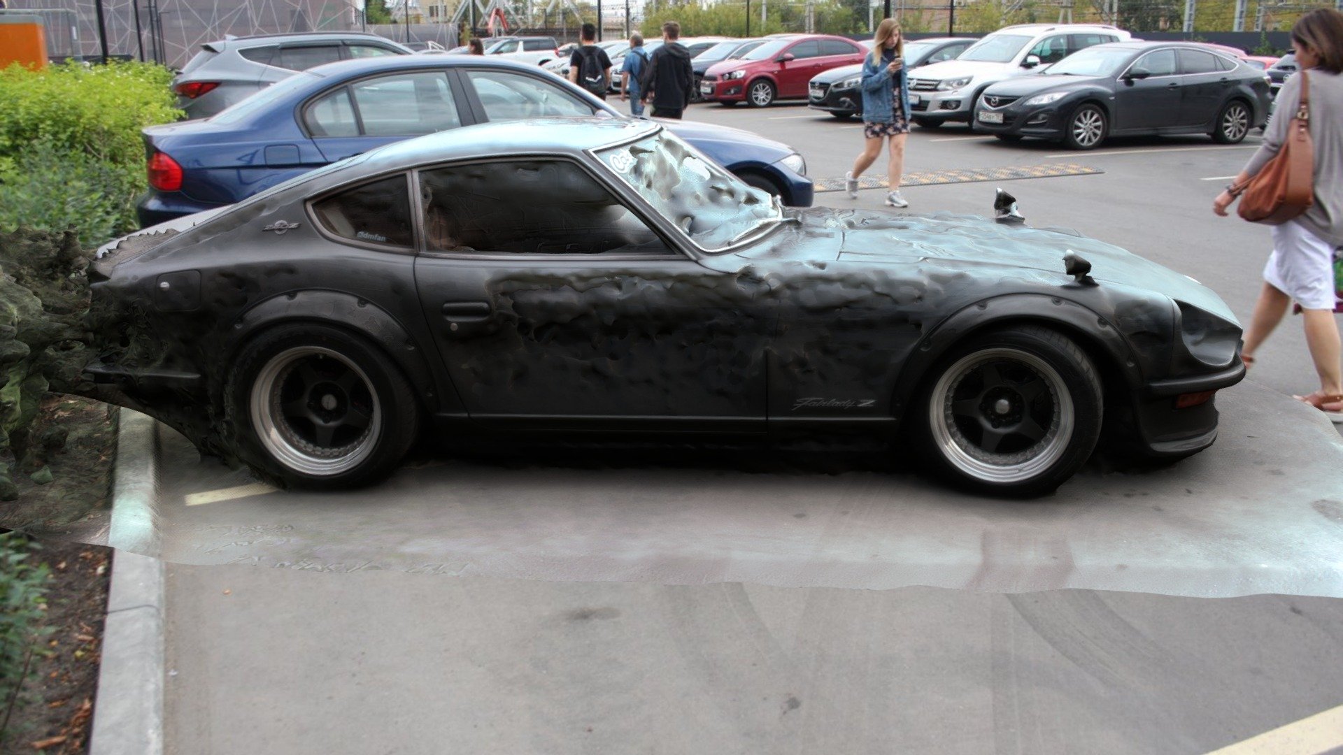 Car GREY
