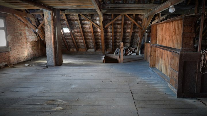 Old Attic / Dachboden (Mobile LowRes Version) 3D Model