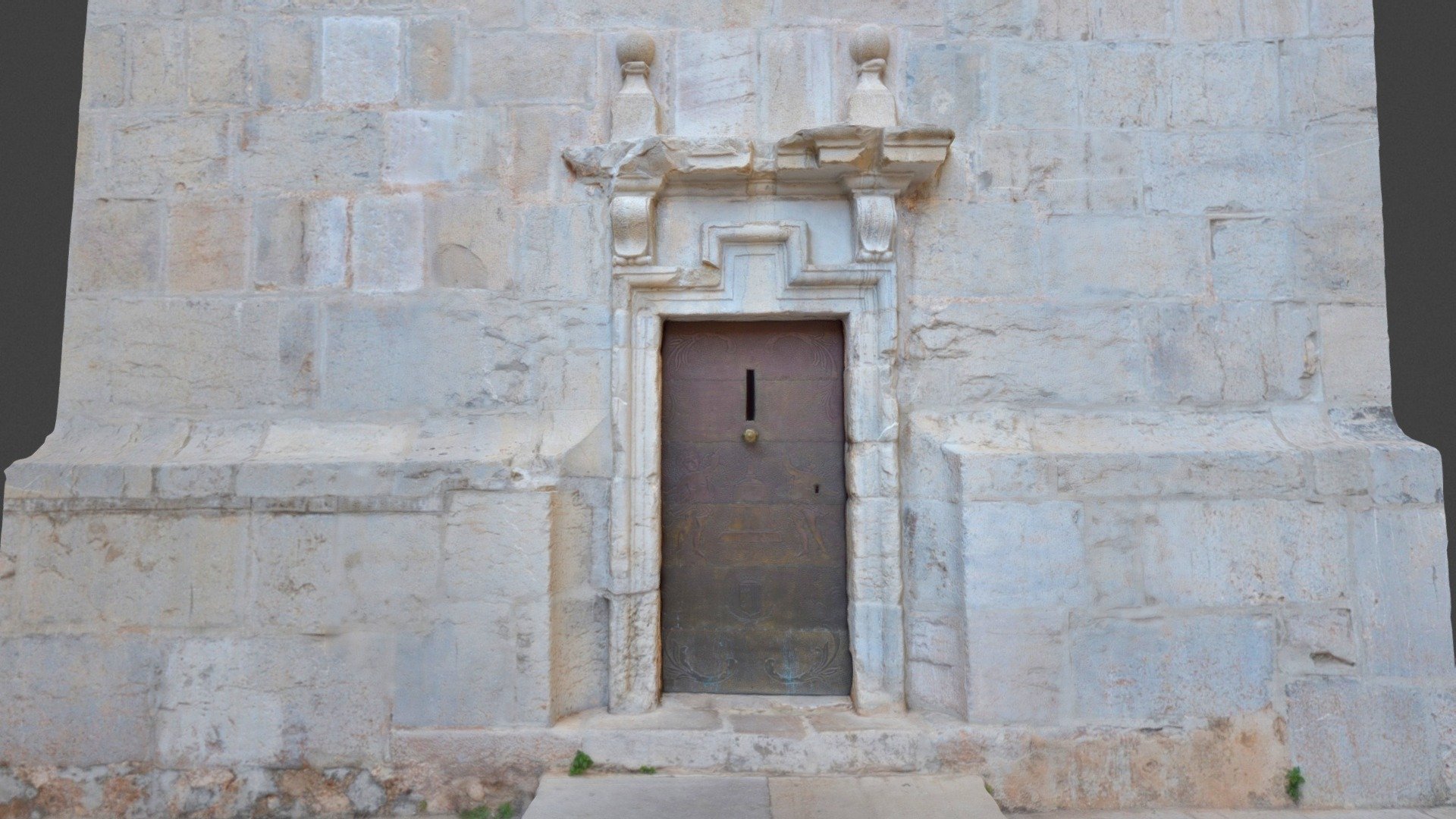 Puerta de la torre campanario de Vila-real