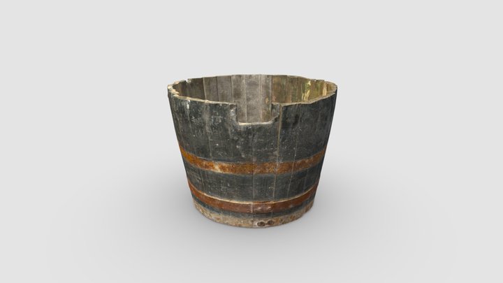 OLD Wooden Bucket 3D Model