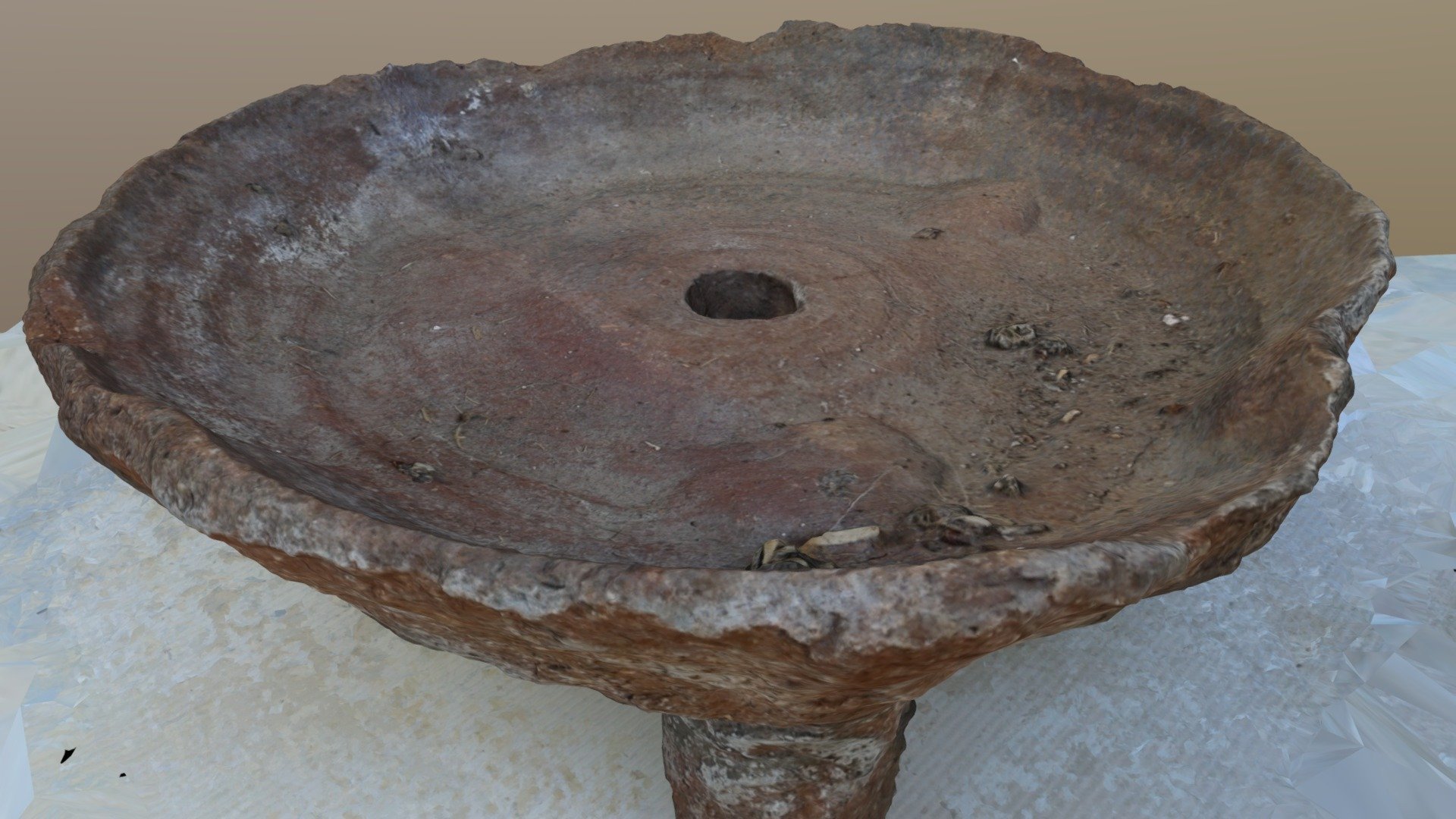 Roto a broken pitcher
