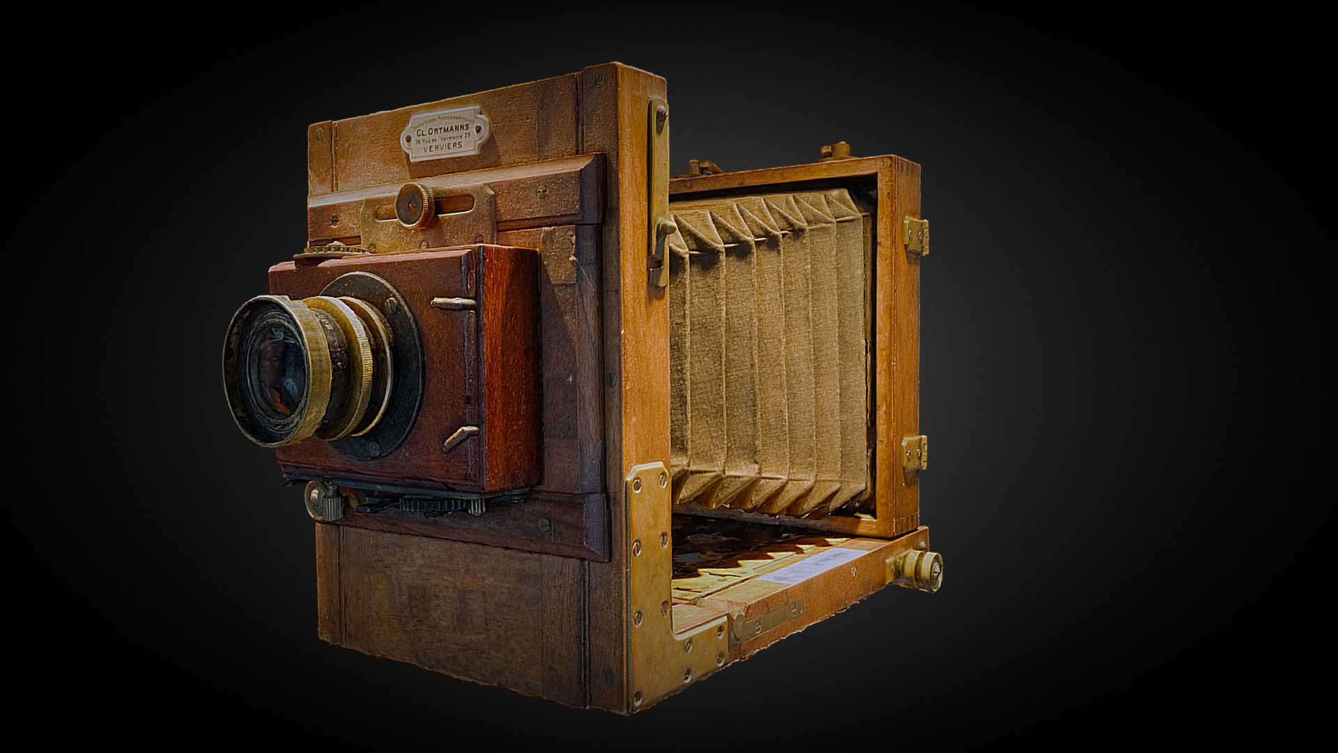 3D model Old Camera - This is a 3D model of the Old Camera. The 3D model is about a wooden box with a camera.