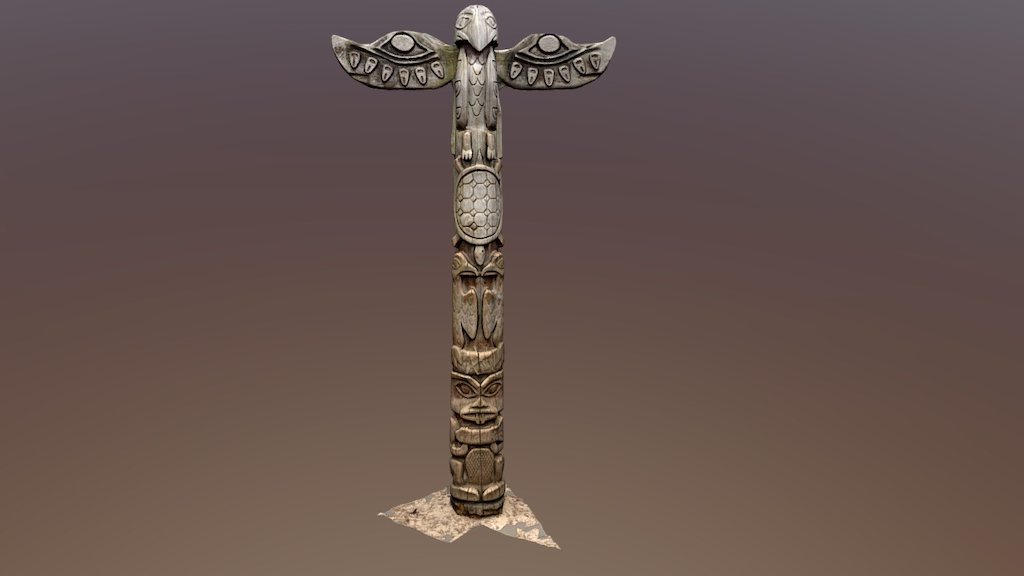 Wooden totempole
