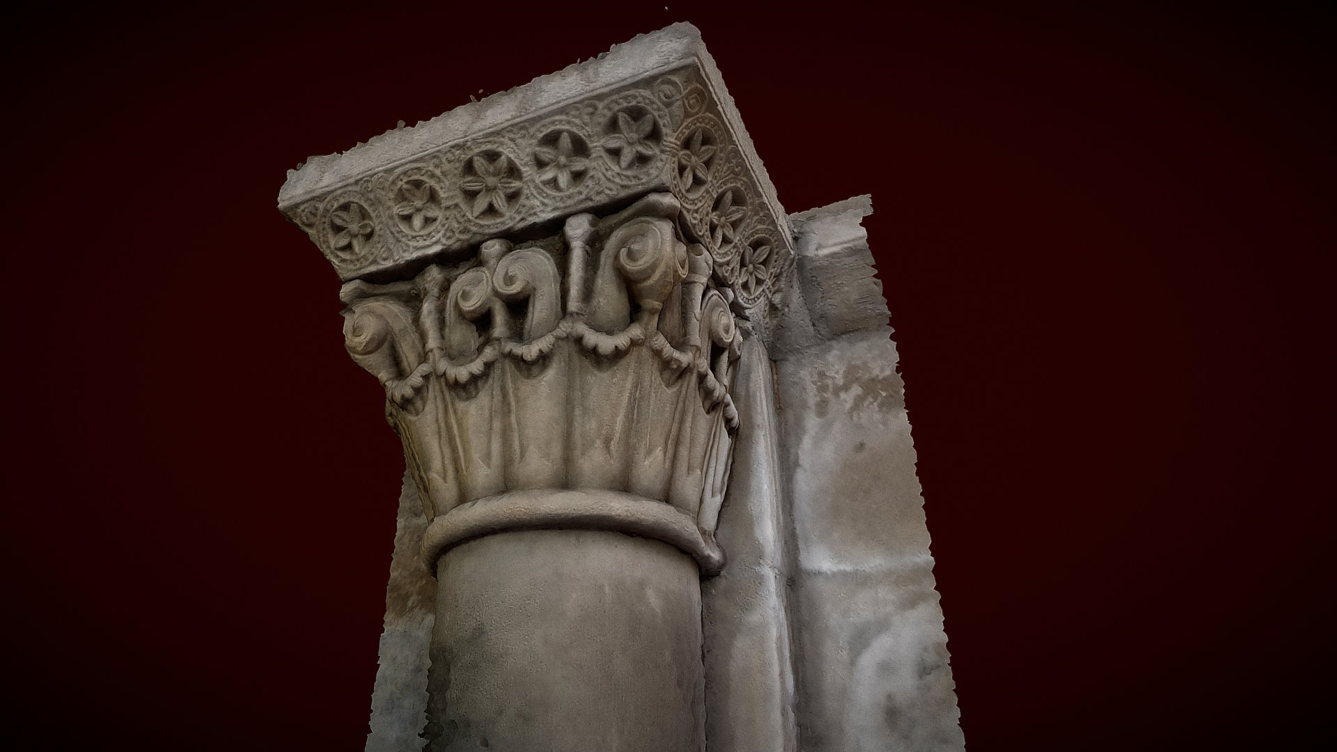 Capitel y columna. Arbás del Puerto, León.