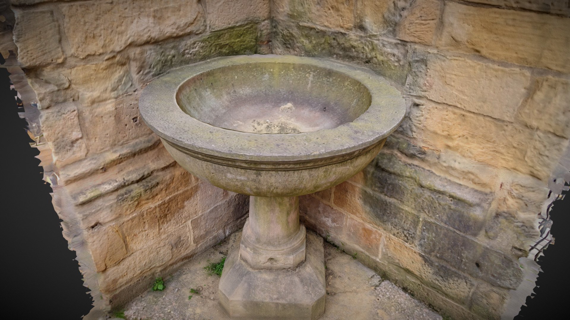 San Vicente's church baptismal font
