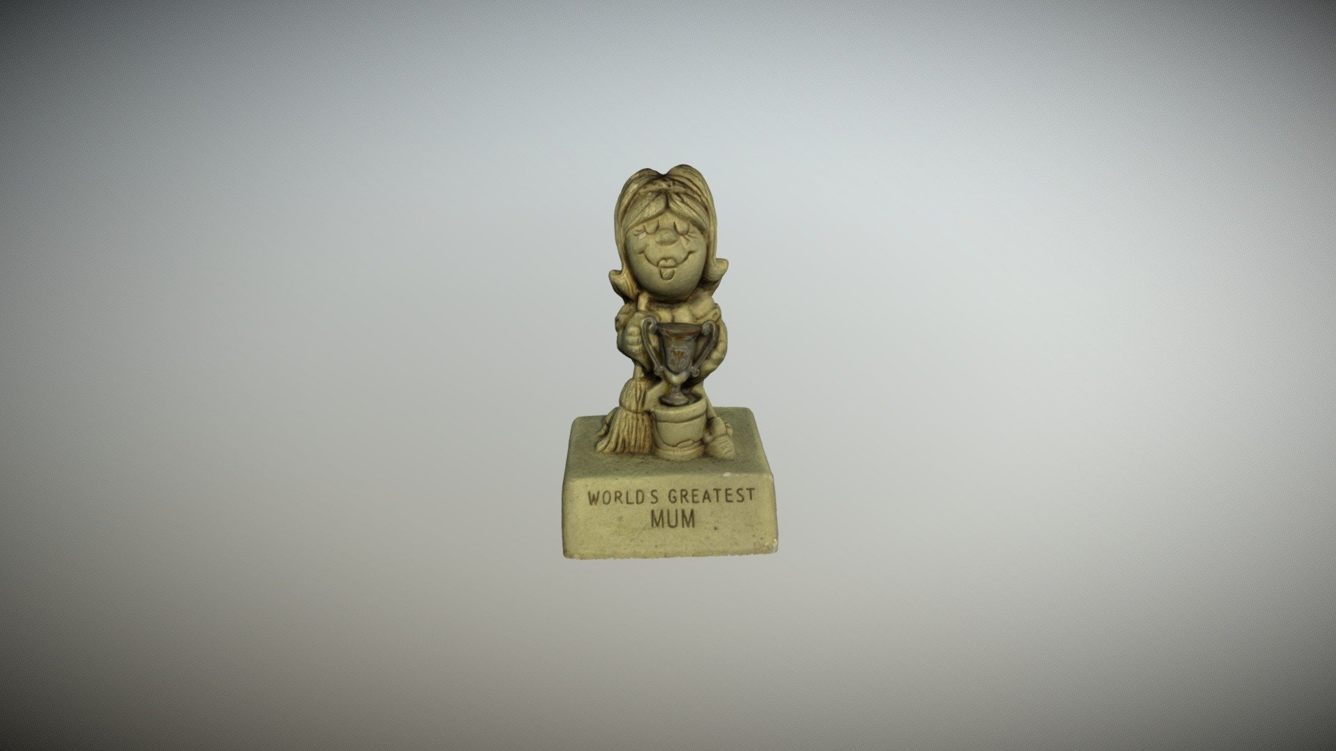 World's Greatest Mum Statue