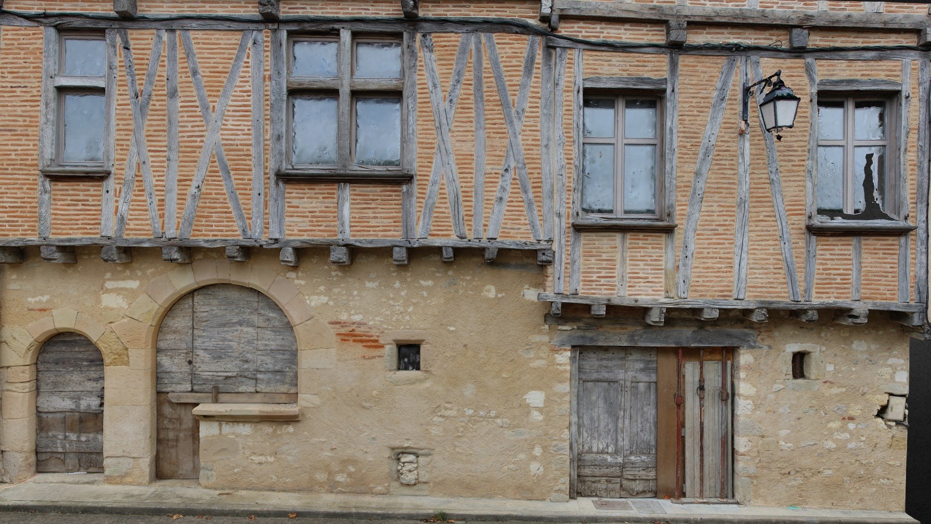 Maison médiévale, Montdragon (81)