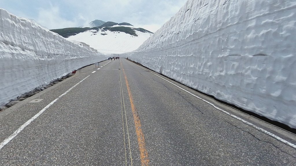 Snow Corridor (360° Panorama)