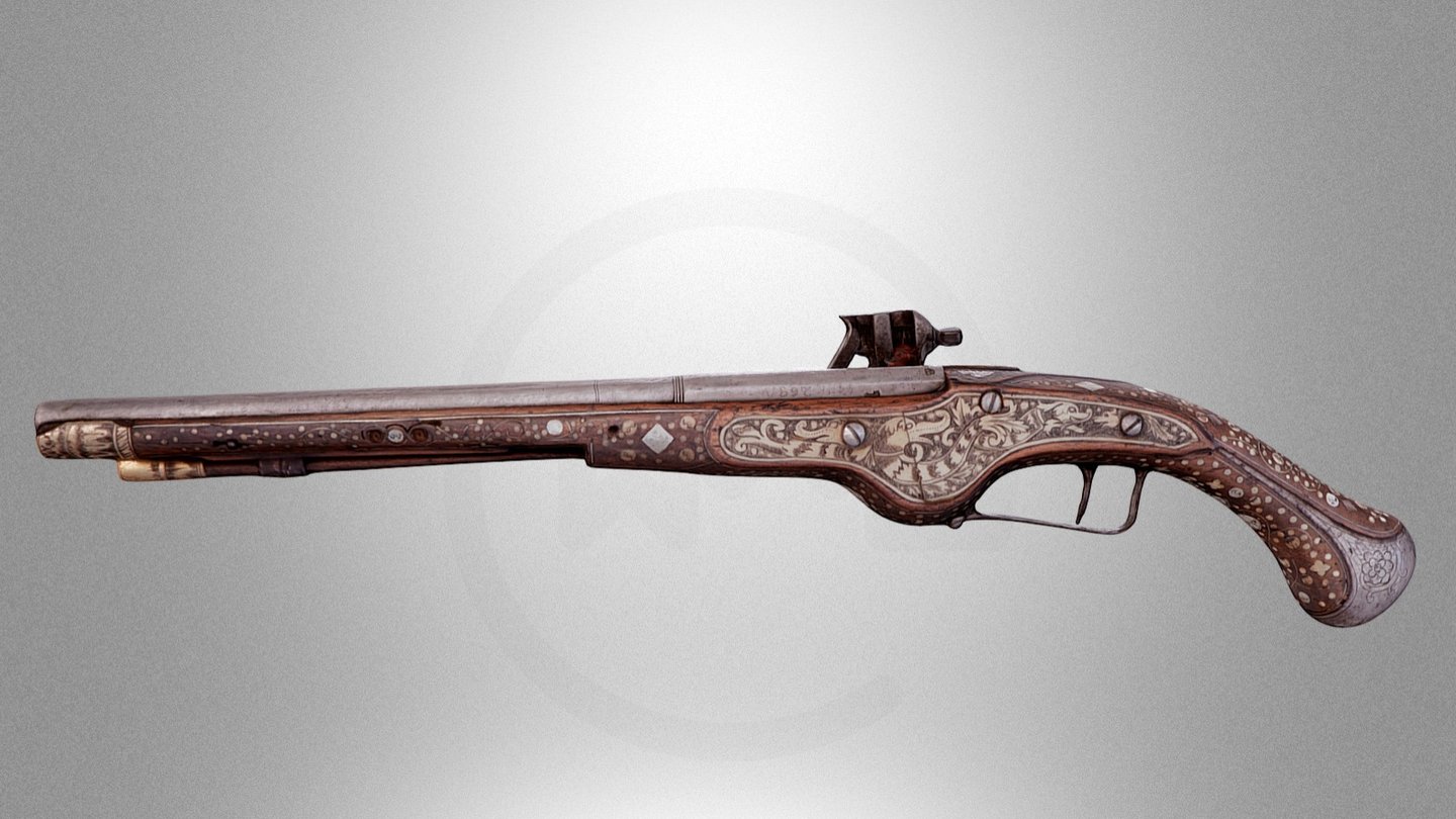 Pistol with circular lock