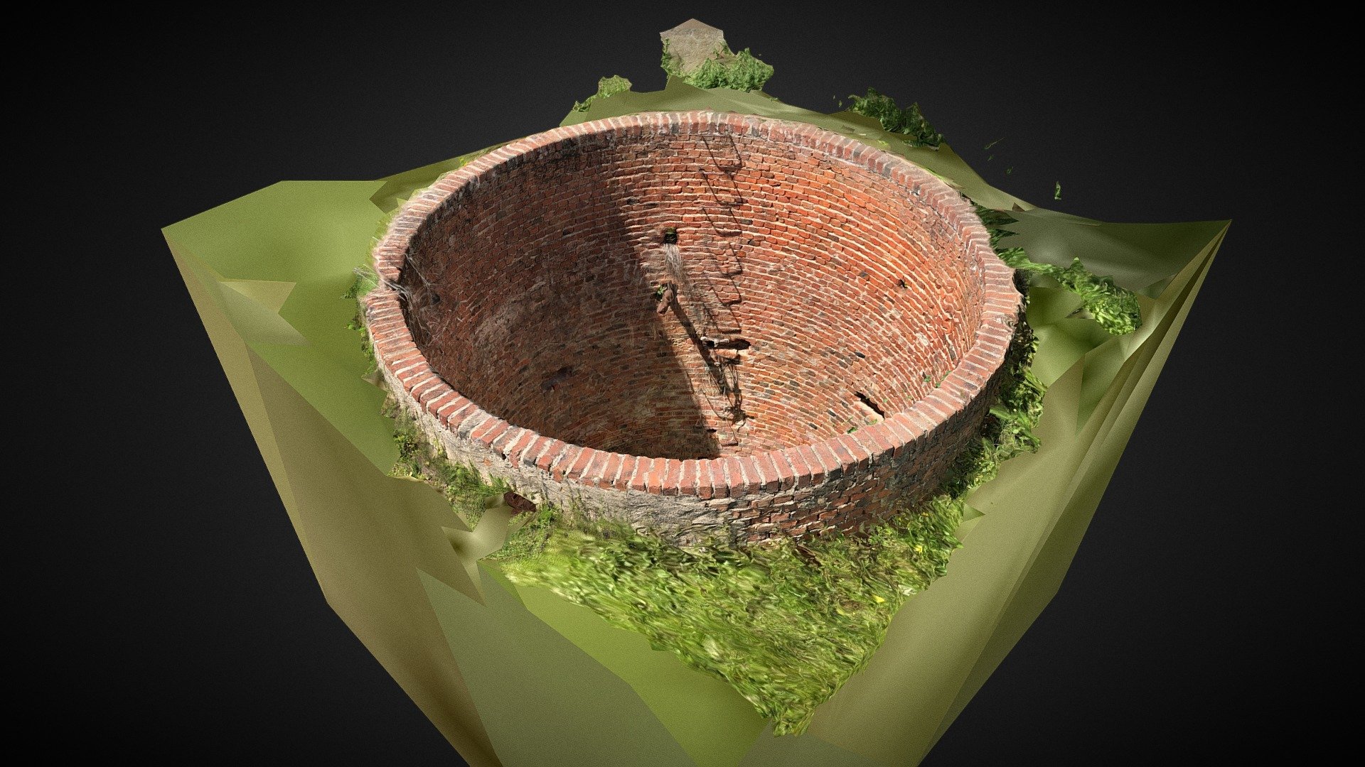 Old brick water tank - abandoned farm - Portugal