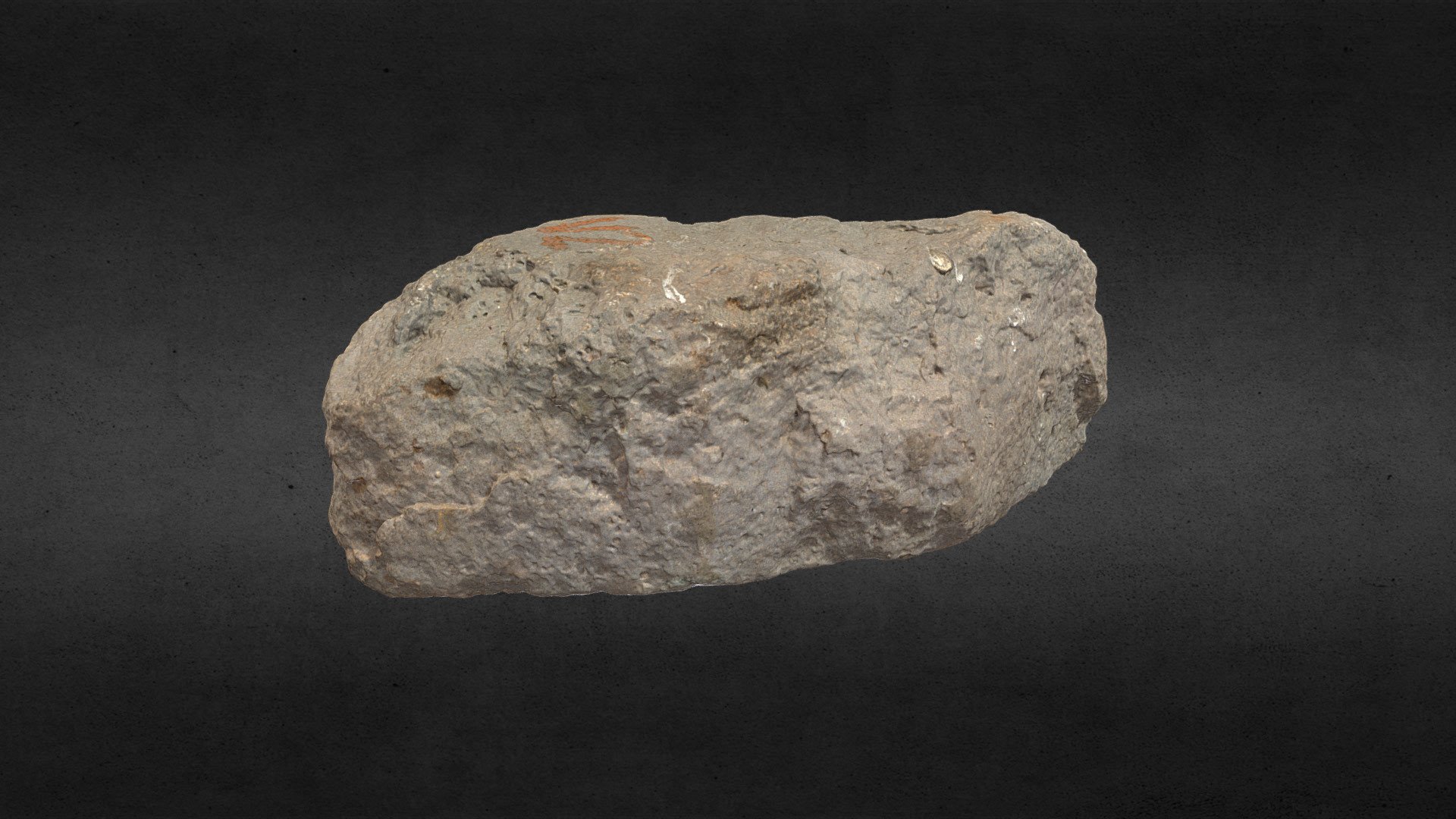 Kirkjubømúrurin: L005