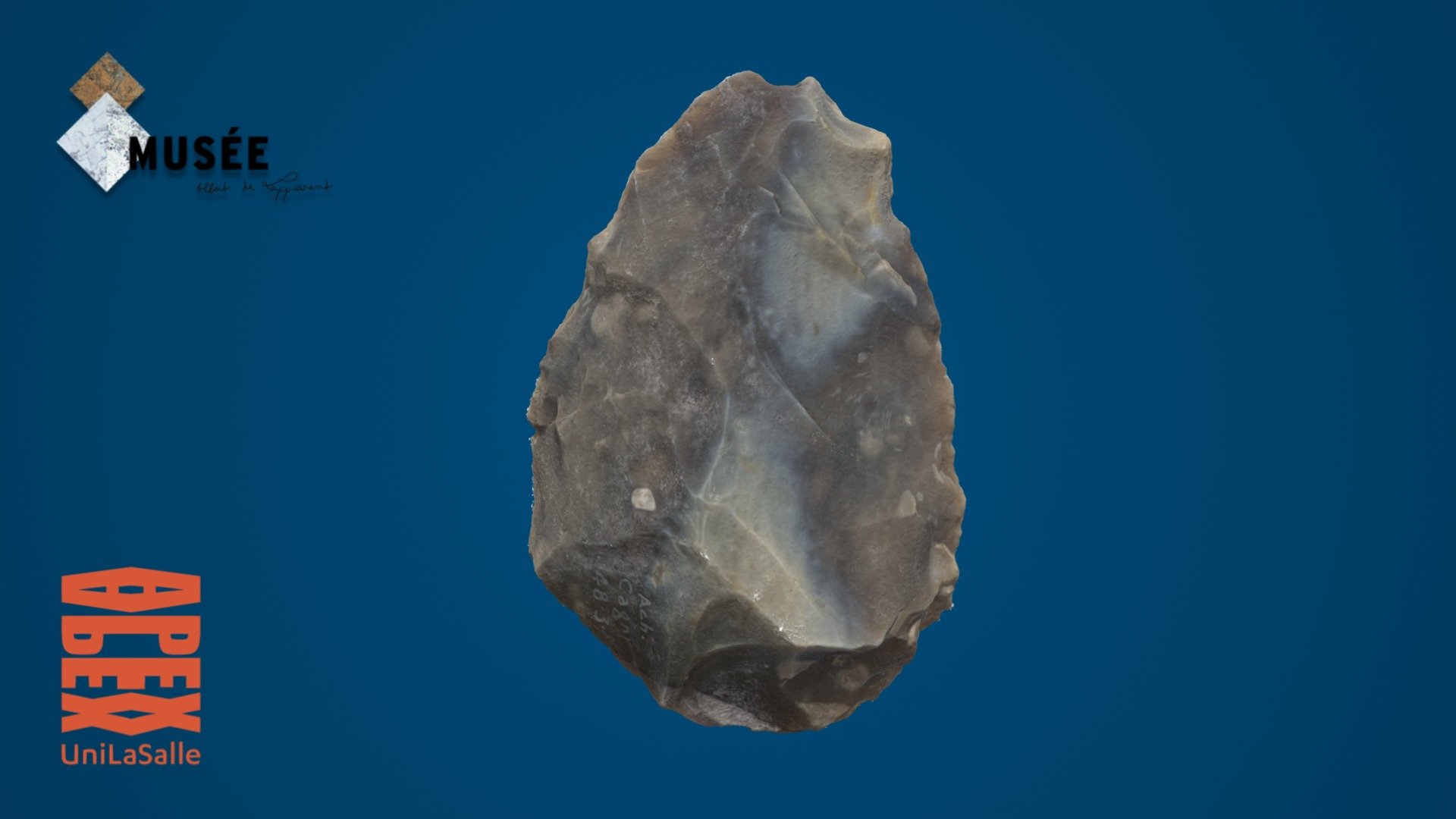 Biface acheuléen de Cagny — Sketchfab embed 3D viewer