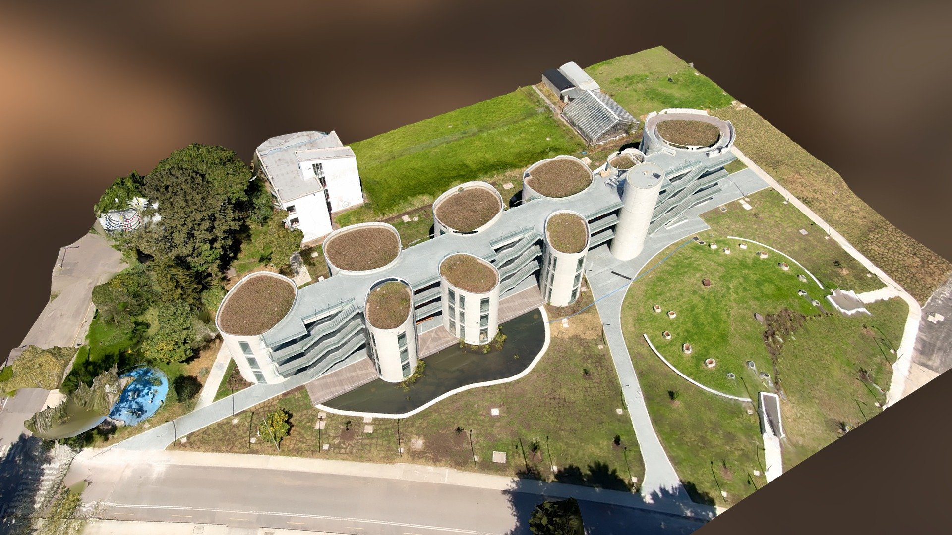 Unknown White Building .::RAWscan::.