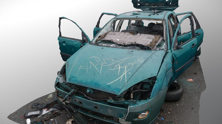Green car wreck 3D Model