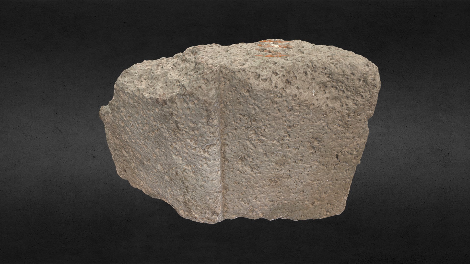Kirkjubømúrurin: L009