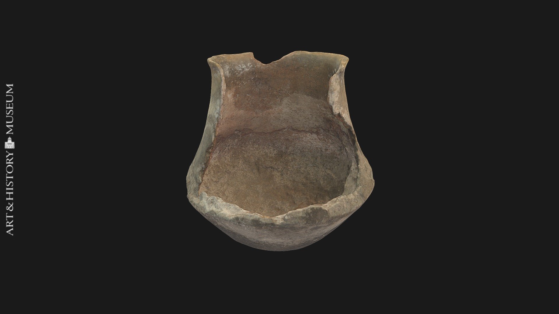 Carinated vase with flaring rim - PG.41.1.247