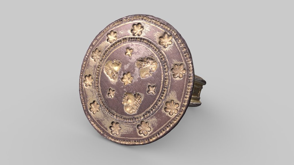 Gold-plated silver ring with ring plate
