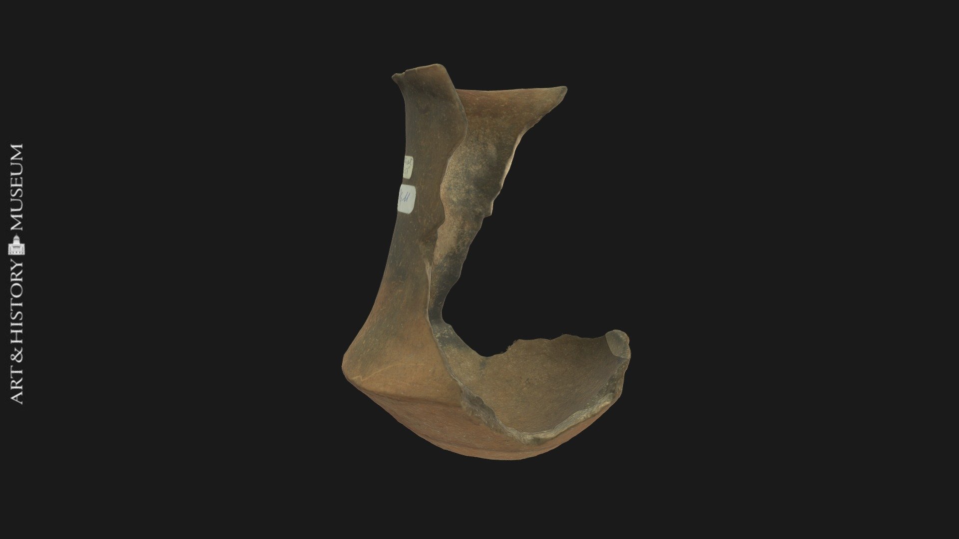 Low carinated vase - PG.2000.11