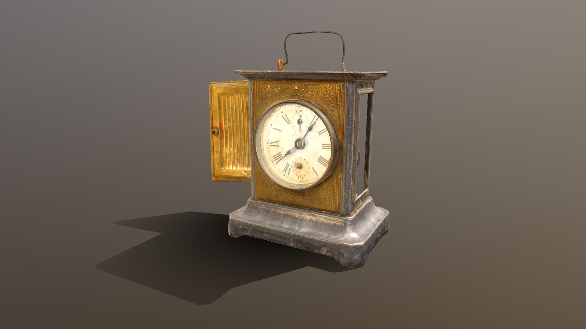 Old wind up clock