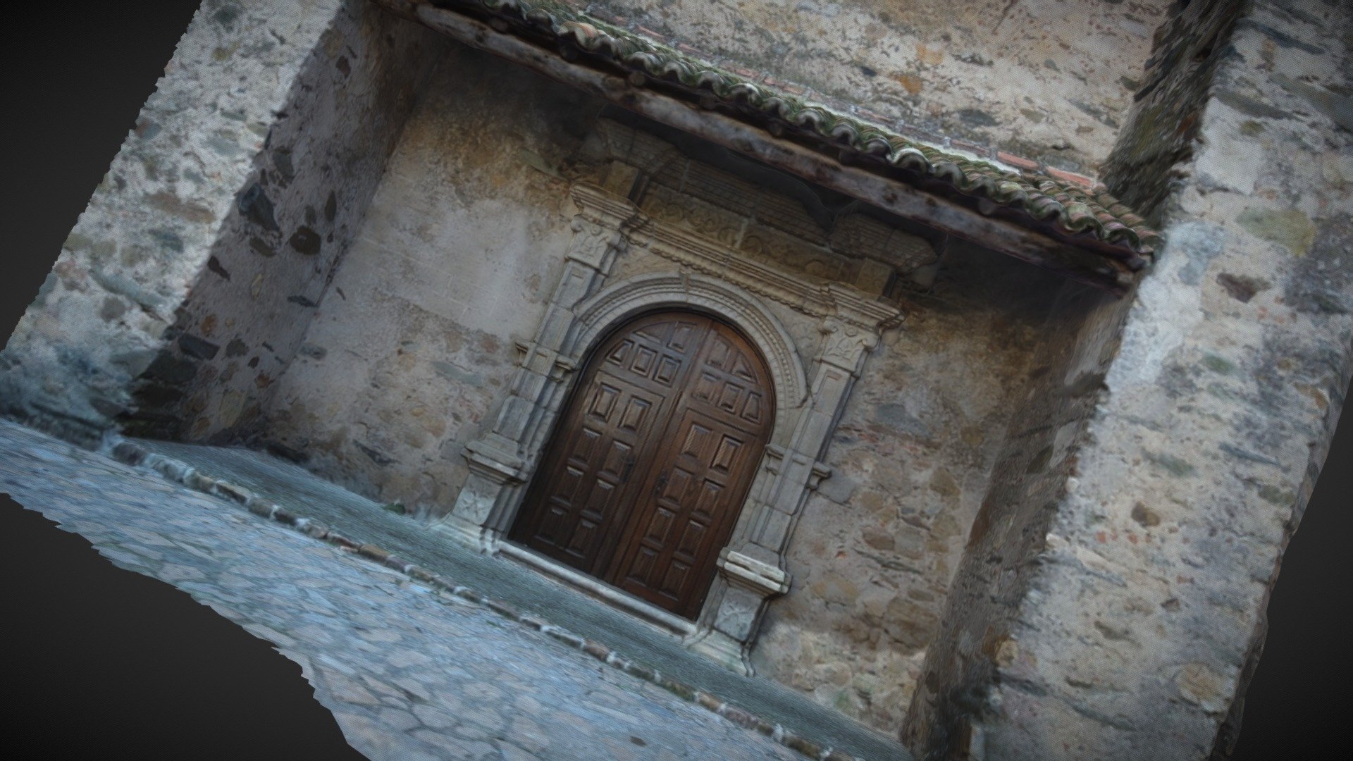 Puerta de la iglesia de Berzocana