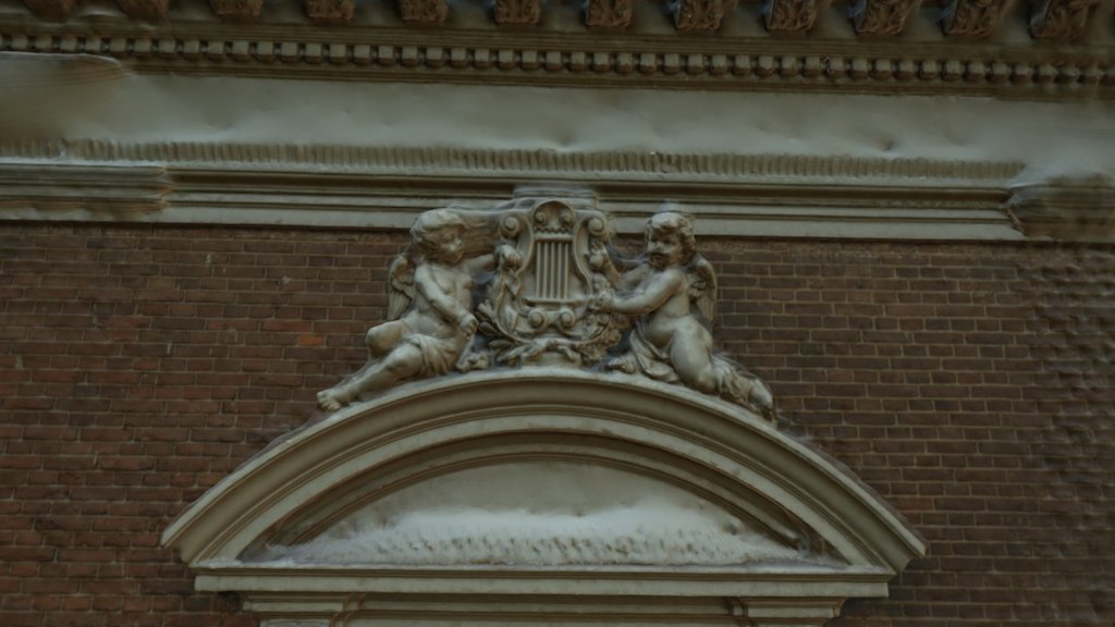 Harp Engel met muur