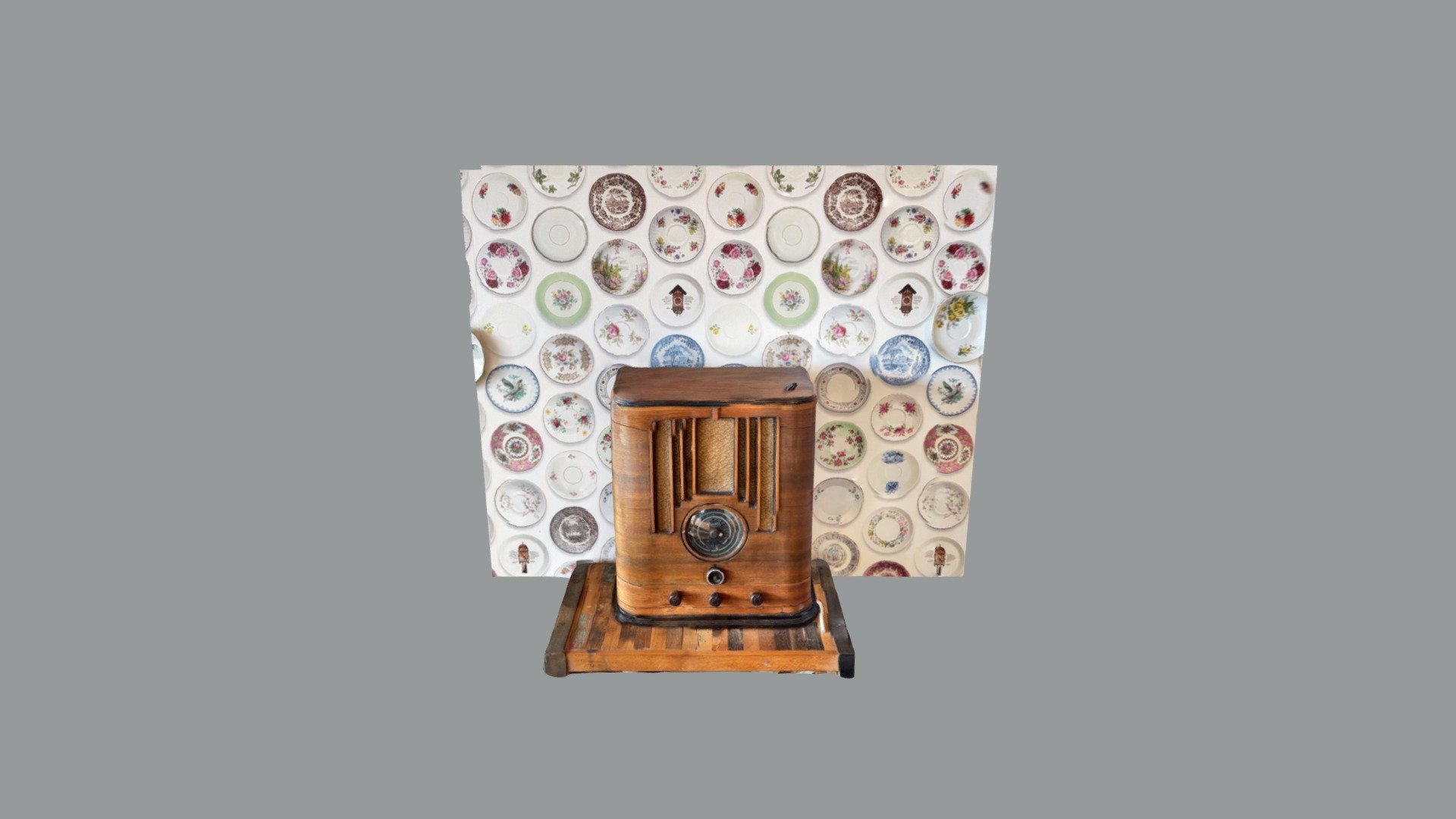 Old radio with old plates