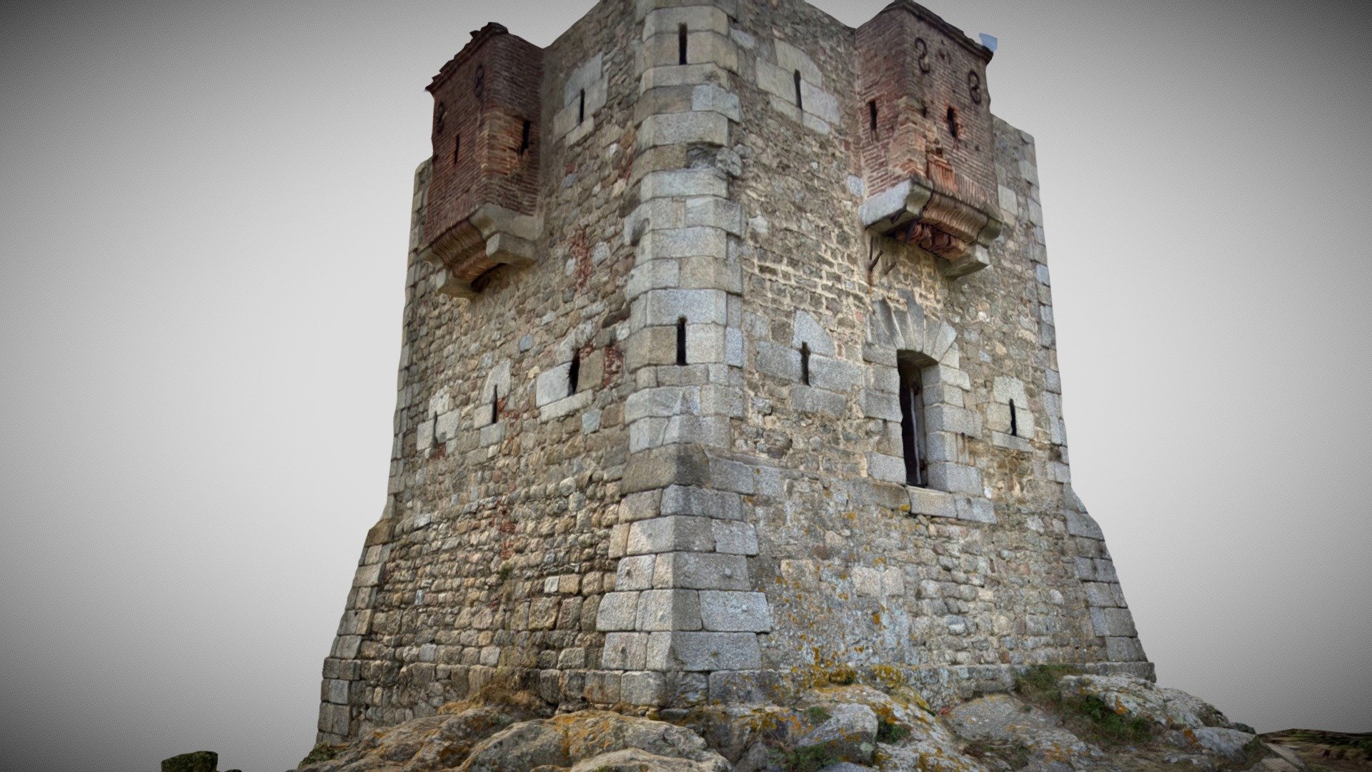 Tour fort de Bellegarde - Le Perthus