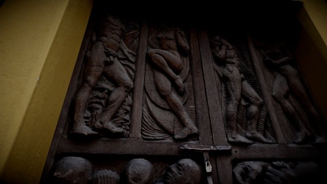 Puerta tallada GDL 3D Model