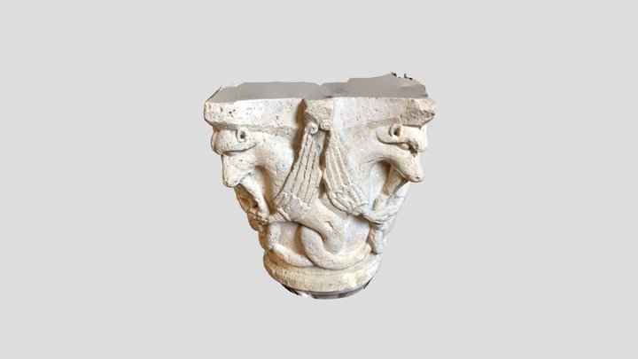 Capitells amb animals alats i afrontats 3D Model